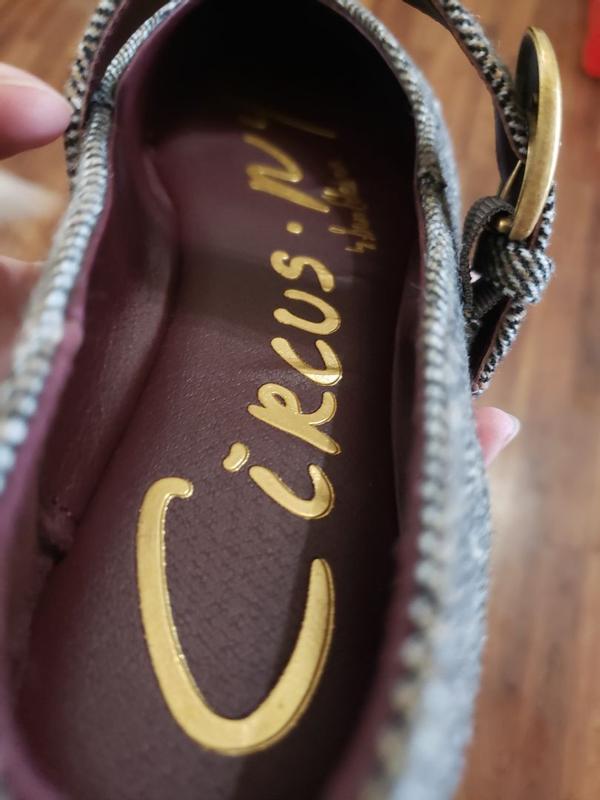 Review Thumbnail Image 0 371226295