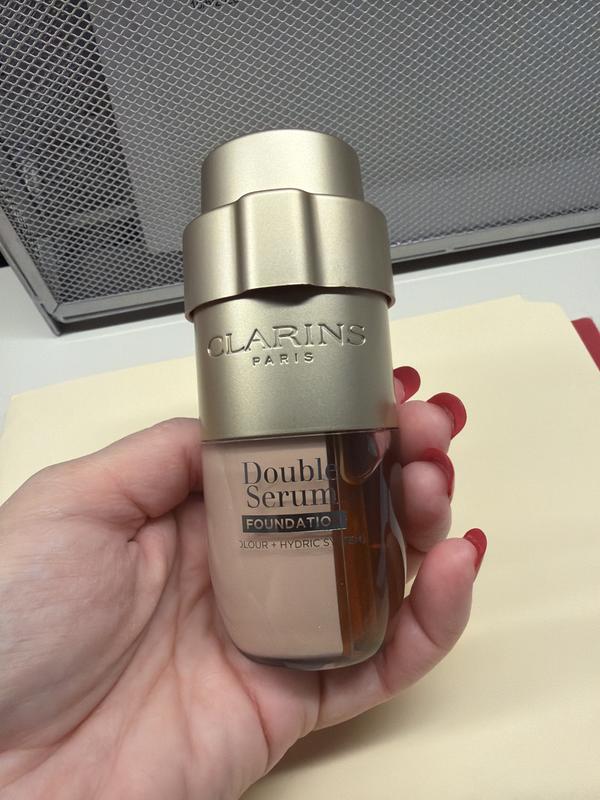 DOUBLE SERUM FOUNDATION - 2-in-1 Hybrid Foundation | CLARINS®