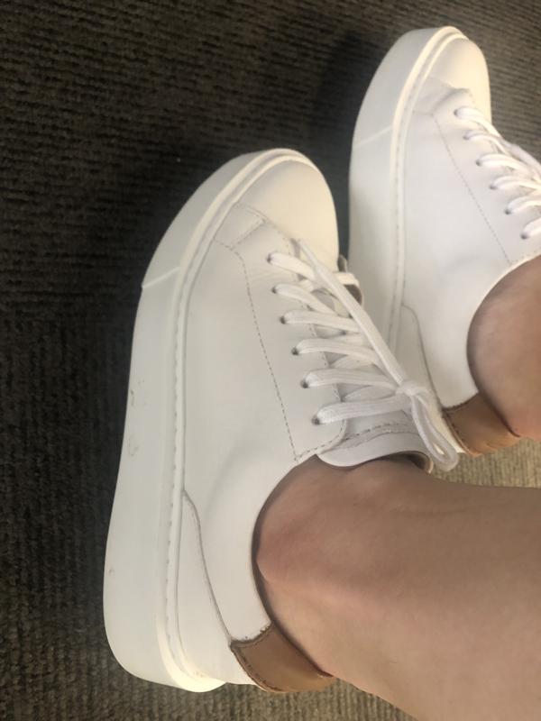 clarks hero lite sneaker