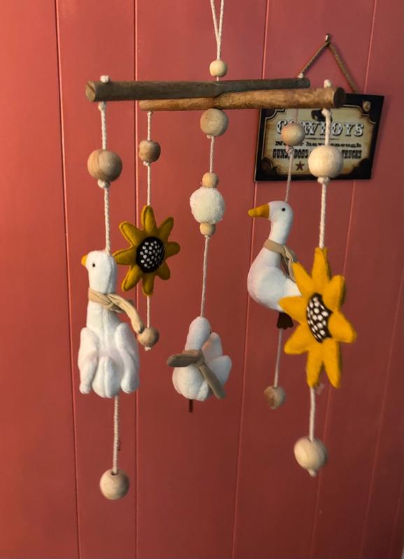 Review Thumbnail Image 1 369841673