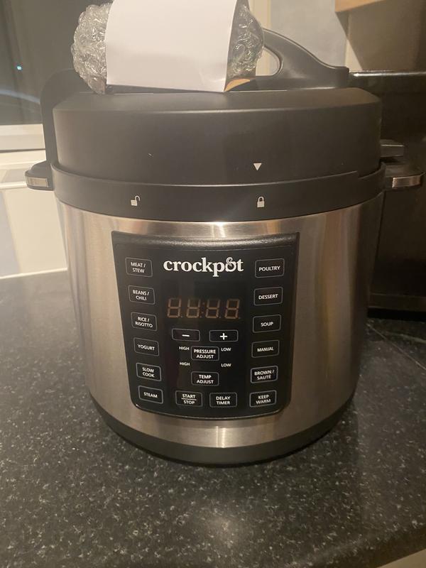 Crockpot Express Pressure Cooker, 12-in-1 Programmable Multi-Cooker, Slow  Cooker, Food Steamer and Saute, 5.6 L, Energy Efficient