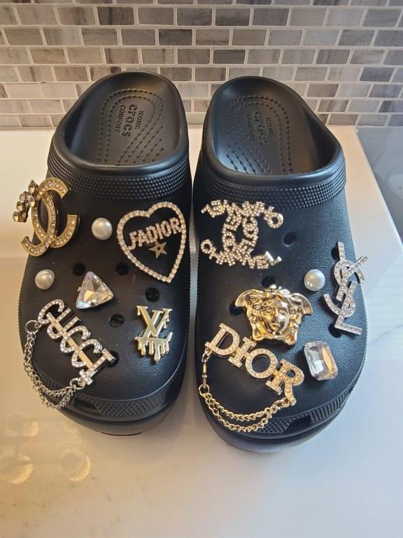 クロックス crocs Siren Metallic Bow Clog Silver Metallic （クロックス