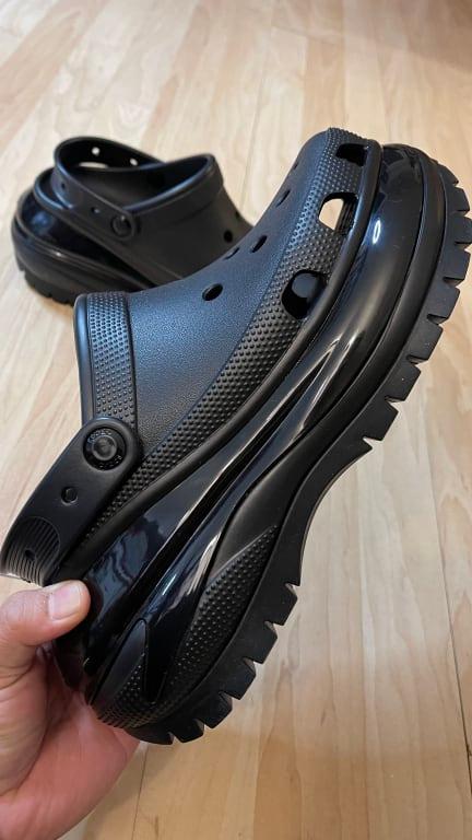crocs Classic Mega Crush Clog Black（クロックス クラシック メガ
