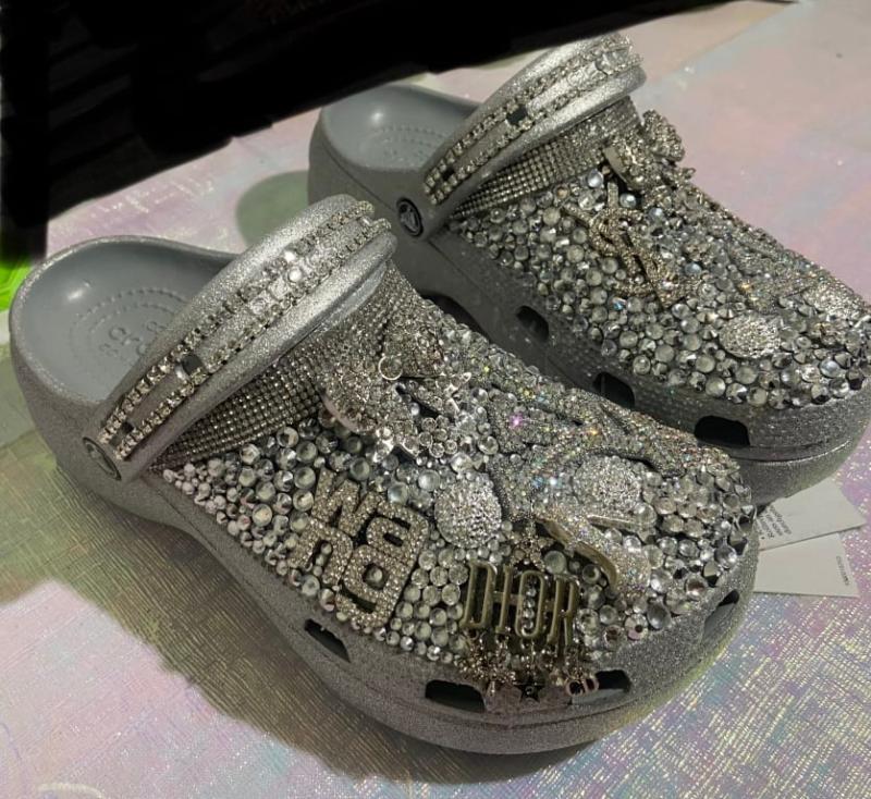 crocs Women's Classic Platform Glitter Clog Black （クロックス