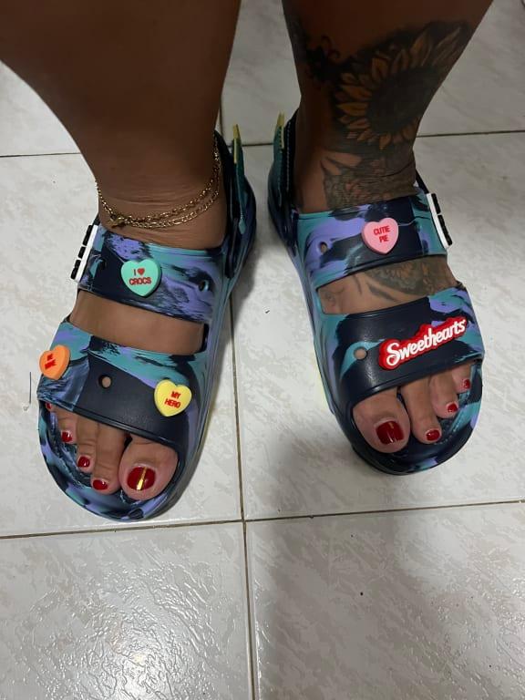 [クロックス] クラシック オールテレイン マーブル サンダル 207888-4HQ ネイビー 22.0 cm Crocs Classic AllTerrain Marbled Sandal Navy/Multi （クロックス