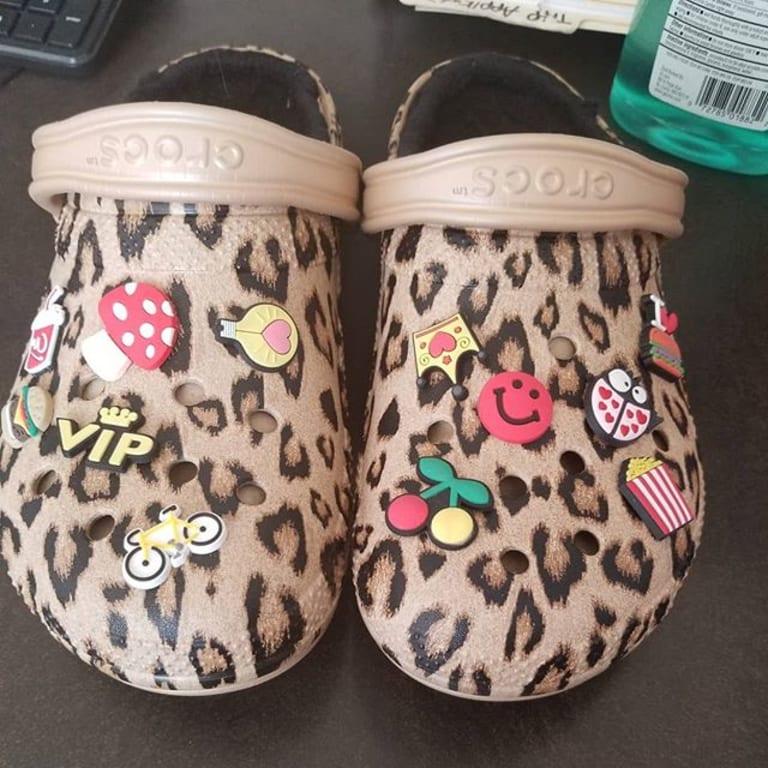 crocs Women's Crocs Classic Bae Clog Dragon Fruit