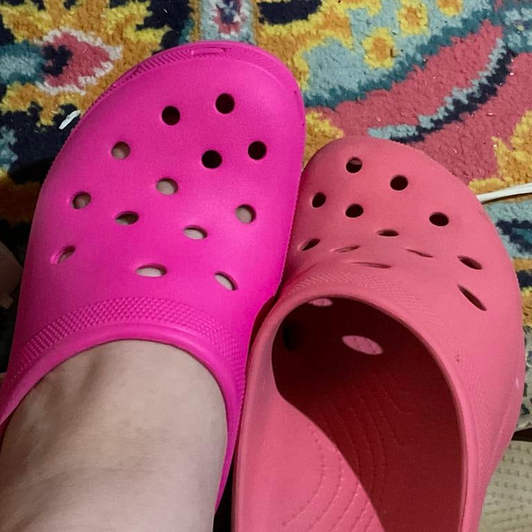 crocs Siren Clog Hyper Pink（クロックス サイレン クロッグ