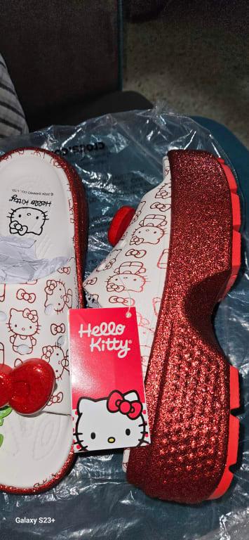 Crocs Hello Kitty Stomp Slide Red ハローキティ ５０周年記念 Crocs x Hello Kitty Stomp Slide 50th Anniv Red Glitter W8 M6