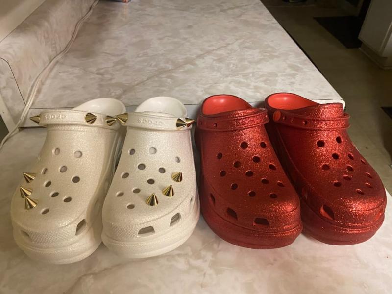 crocs Bae Glitter Clog Black（クロックス ベイ グリッター