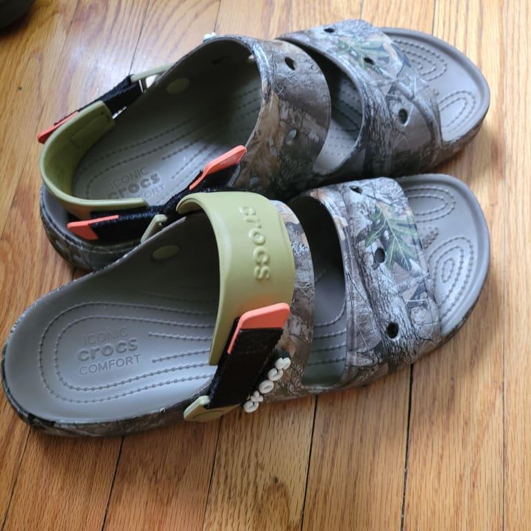 Crocs Classic AllTerrain Realtree Edge Sandal Walnut