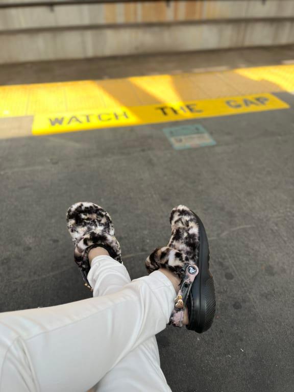 crocs Classic Fur Sure Black/Multi 21SS-I(クロックス crocs Classic Fur Sure Black/Multi 21SS-I(クロックス