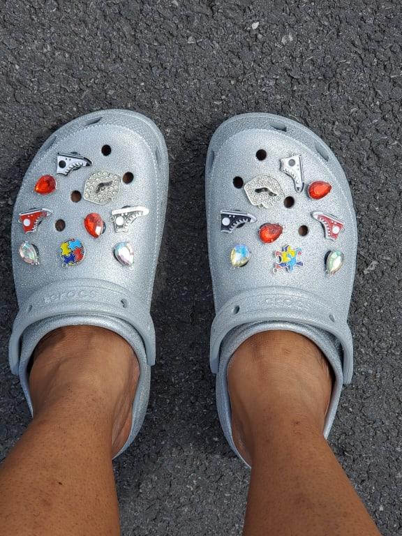 crocs Women's Classic Platform Glitter Clog Black （クロックス