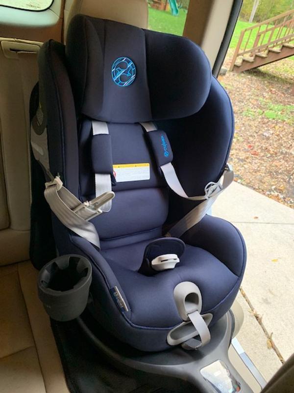 Cybex Sirona S SensorSafe™ 360° Swivel Convertible Car Seat– Pump Station &  Nurtury