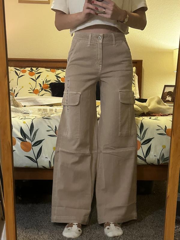 AE Dreamy Drape Stretch Super High-Waisted Cargo Baggy Wide-Leg Pant