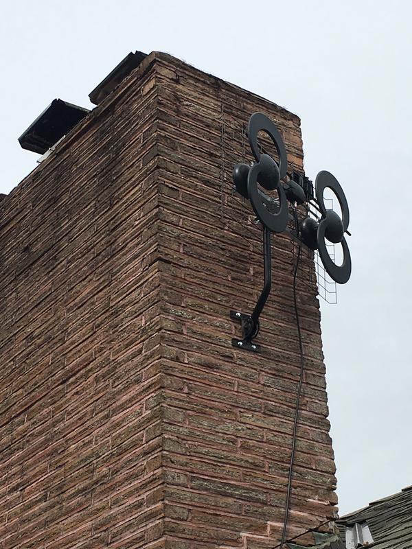 Our Clearstream 4V Extreme mounted on our chimney.
