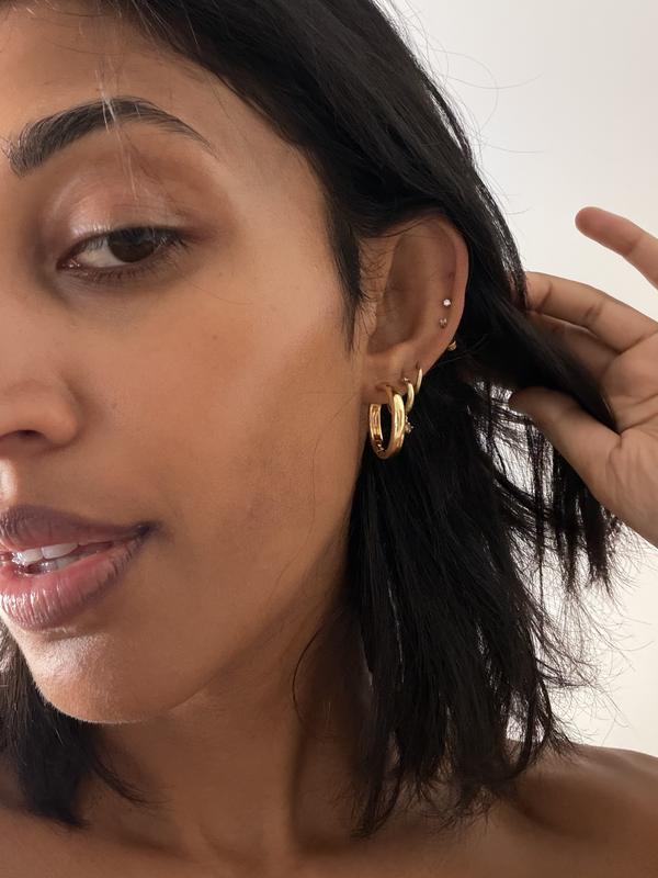 Review Thumbnail Image 0 376602239