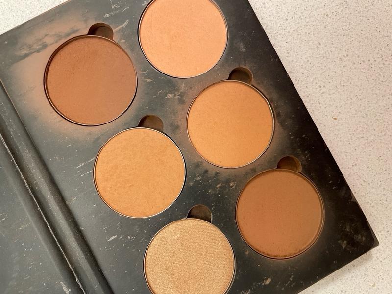 Anastasia Beverly Hills Contour Kit - Light to Medium