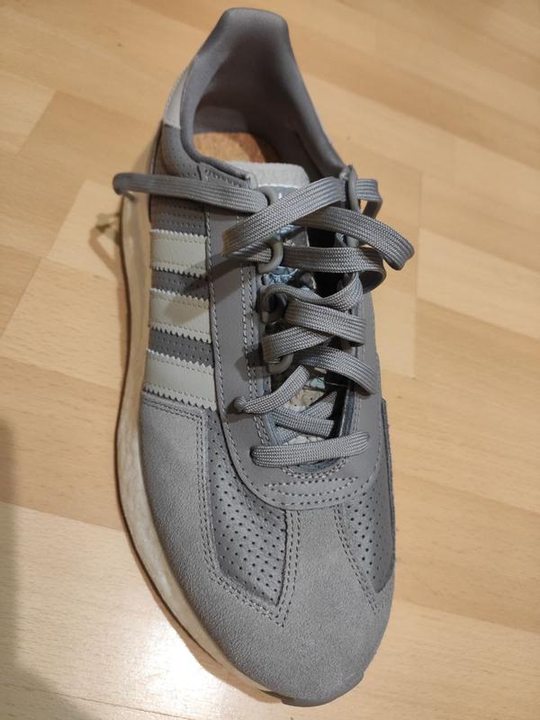adidas RETROPY E5 CORE BLACK/FOOTWEAR WHITE/GUM（アディダス