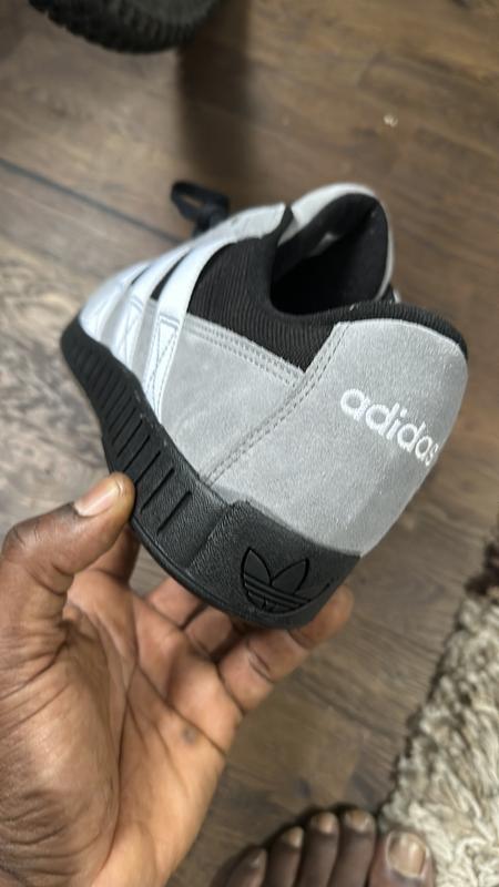 adidas LWST GREFOU/FTWWHT/CBLACK （アディダス ロースーツ