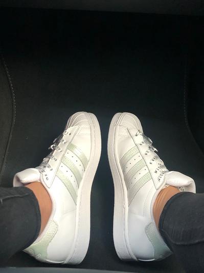 Adidas superstar blancas tumblr sale