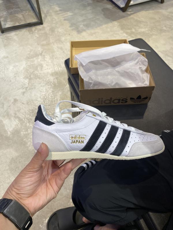 adidas JAPAN W CRUE YELLOW/CORE BLACK/GOLD METALLIC