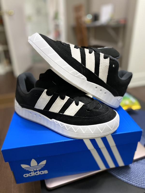 adidas ADIMATIC CORE BLACK/CRYSTAL WHITE/GUM（アディダス