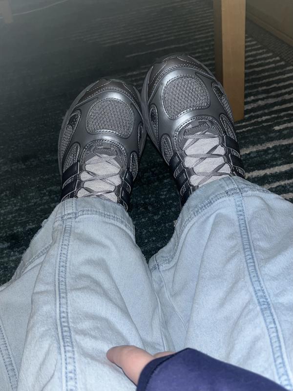 adidas ADISTAR POSE TAQWA BINT ALI IRONMT/IRONMT/IRONMT