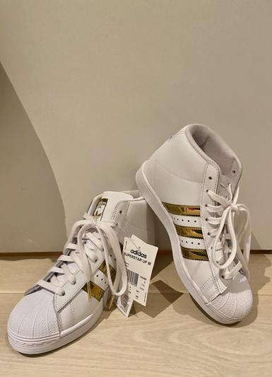 Adidas superstar outlet up