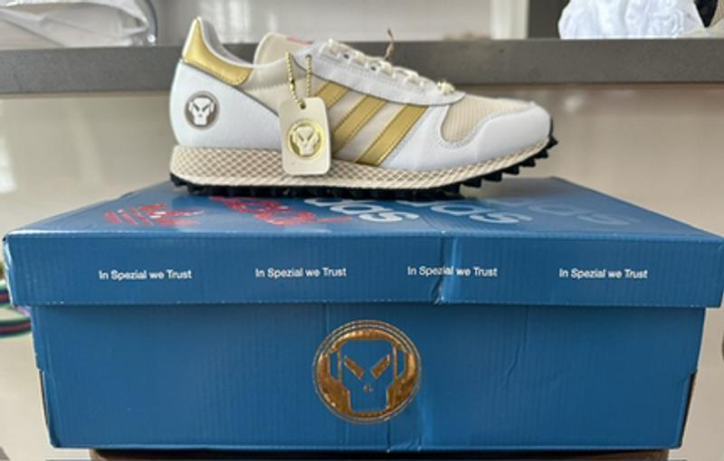 【Adidas】Goldie コラボ SPZL 海外限定品 箱付き スニーカー Adidas】Goldie コラボ SPZL 海外限定品 箱付き スニーカー