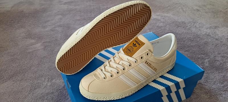 ガゼル GAZELLE nix66 アースストラータ×クリームホワイト