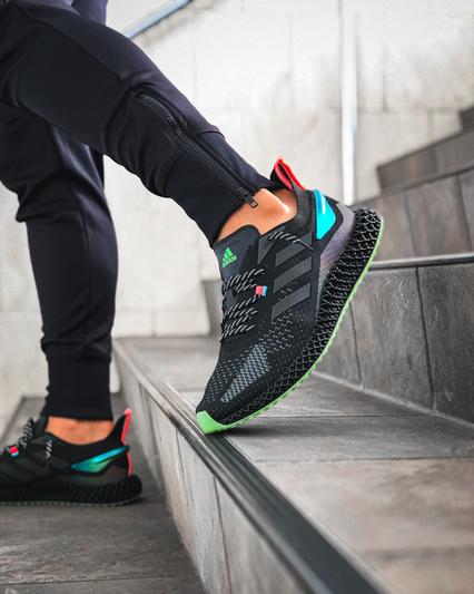 adidas 4D Run 2.0 CORE BLACK/CORE BLACK/SIGNAL PINK 20FW-I