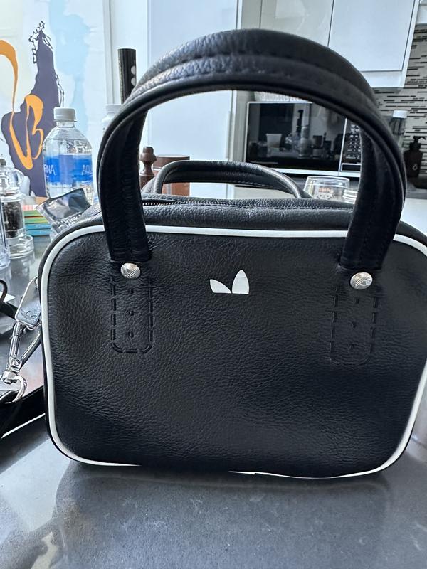 adidas ADICOLOR XS BAG ブラック（アディダス アディカラー XS バッグ