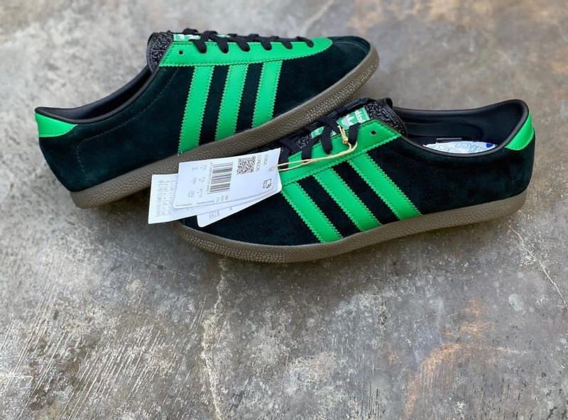 adidas LONDON CBLACK/GREEN/GUM5（アディダス ロンドン
