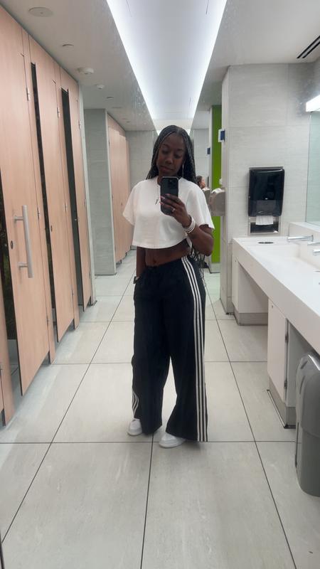 adidas OVERSIZED TRACK PANTS ブラック（アディダス オーバーサイズ