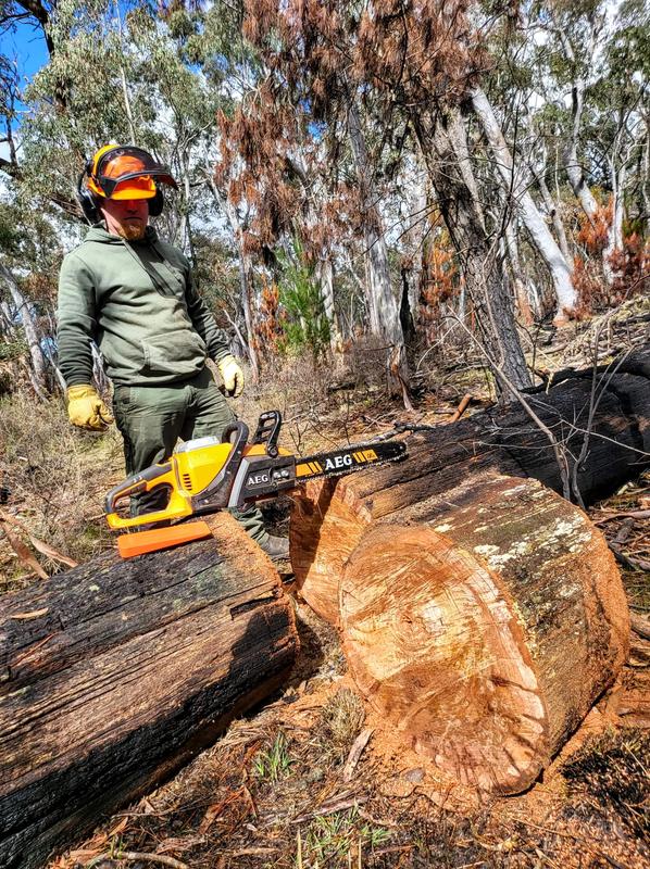 Aeg 58v online chainsaw