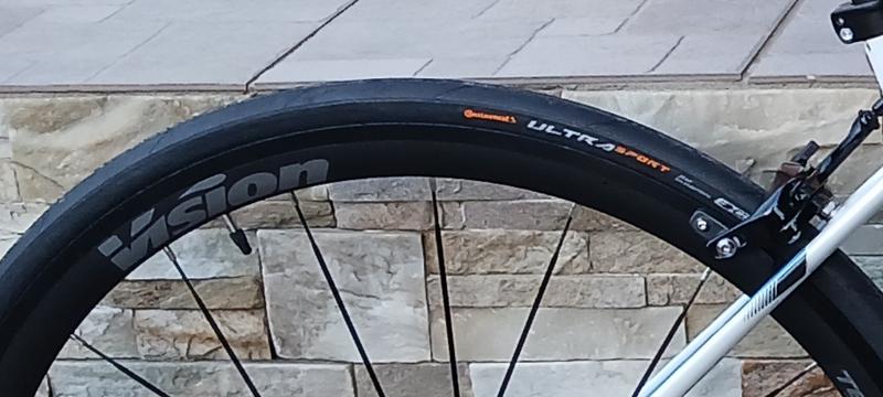 Continental Ultra Sport III 700 mm Road Tire Tubetype Foldable