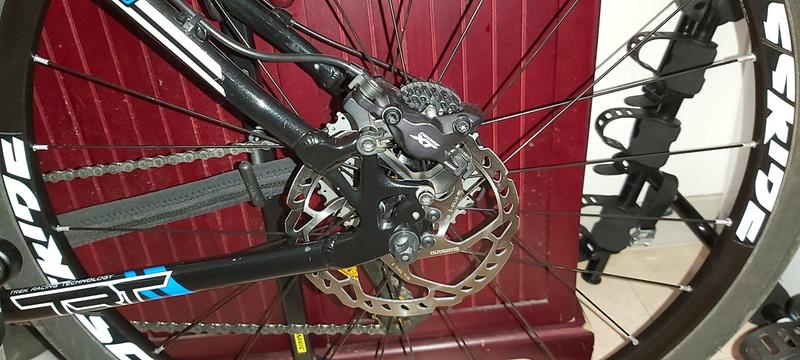 Paire de freins Shimano XT M8100 Resine J-Kit (sans disque) 165cm + 95cm Noir