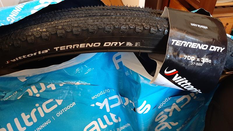 Vittoria terreno dry 650b sales