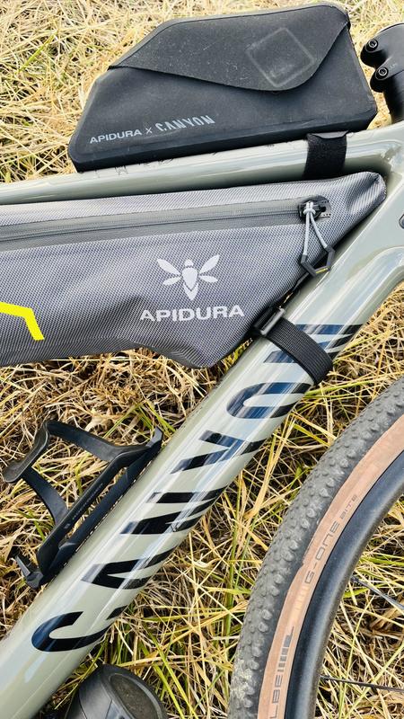 Apidura Expedition Frame Bag 3L Grey / Yellow | Alltricks.com