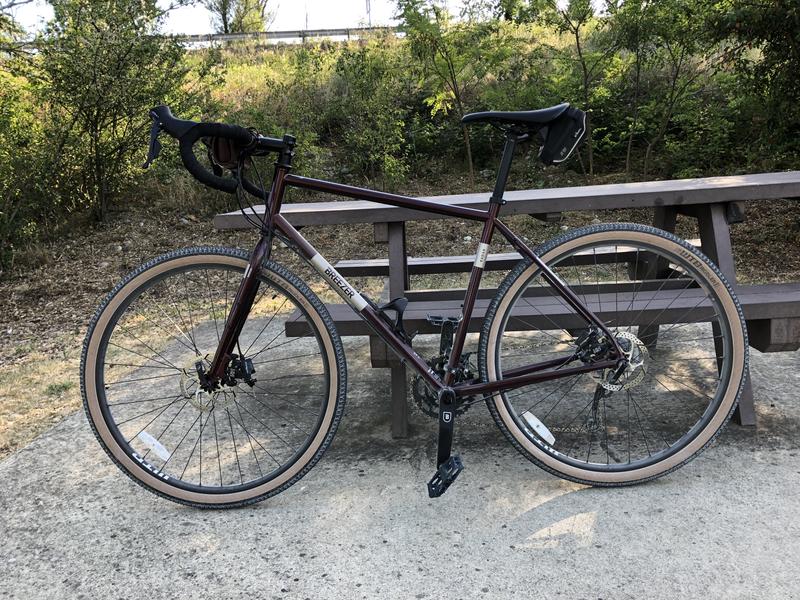 Gravel Road 700C Breezer Radar Expert