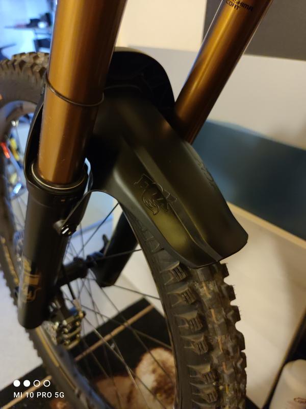 Garde Boue Avant Fox Racing Shox 36/38 Noir Alltricks.fr