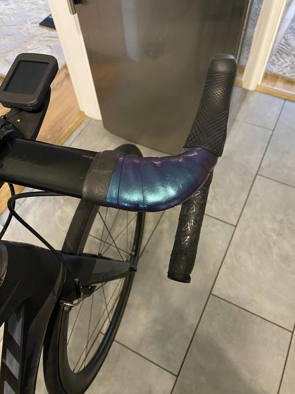 Supacaz Oil Slick Bar Tape Supacaz Super Sticky Kush Handlebar