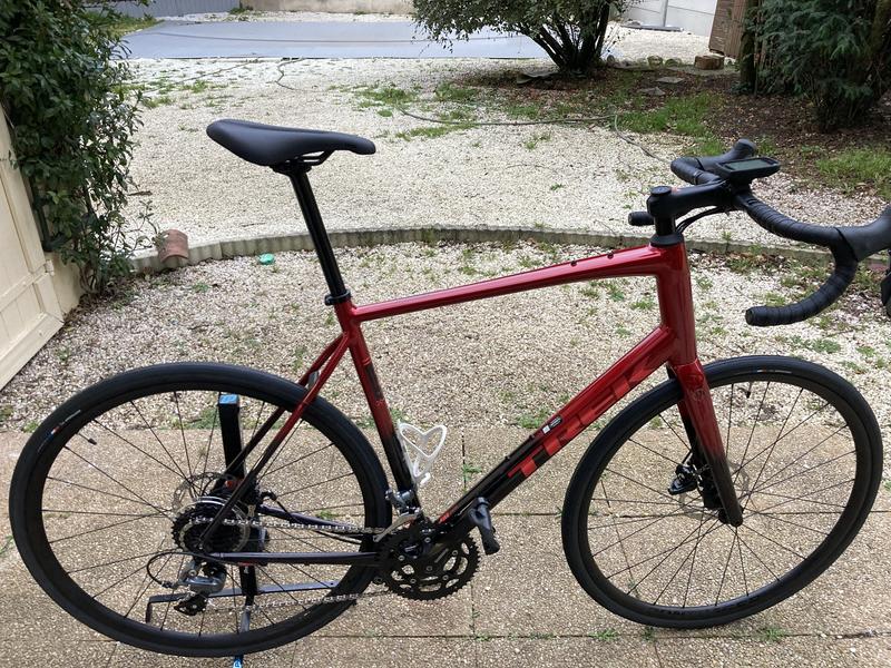 TREK Domane AL 2 GEN 4 × SHIMANO Claris FC-R2000クランク