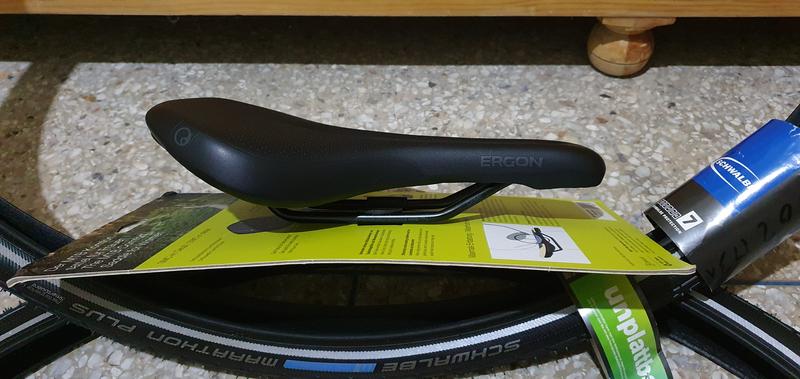 Ergon ST Gel Sella Per Bicicletta - Comfort Ergonomico Per Uomo E Cicloturismo Sella Ciclismo Telaio Acciaio - 10