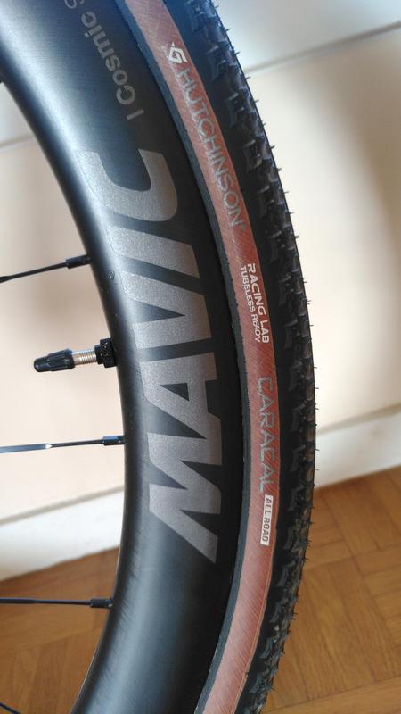 Copertone Hutchinson Caracal Race Tubeless Ready Racing Lab