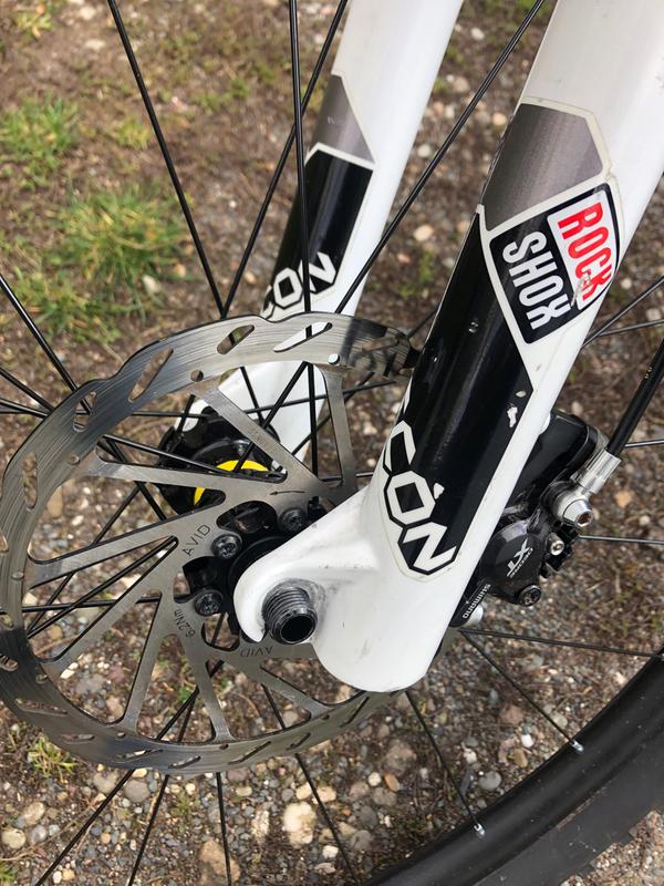 Axe-blocage de roue VTT traversant arrière filetage 1.75 Switch Boost Maxle | Vélo-Store
