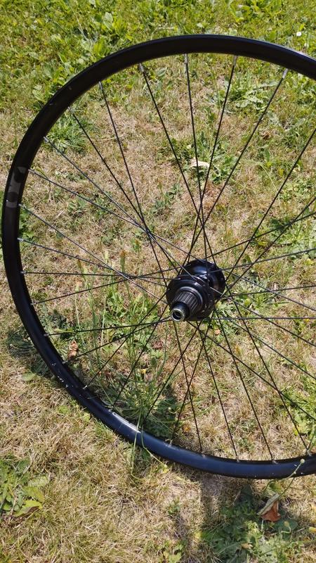 Moyeu Arrière Shimano XT FH-M8110 - 12x142mm, Center-Lock, Micro Spline, 32 Trous, Noir - NEUF