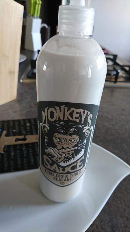Liquide préventif anti-crevaison Monkey's Sauce Sealant 500ML