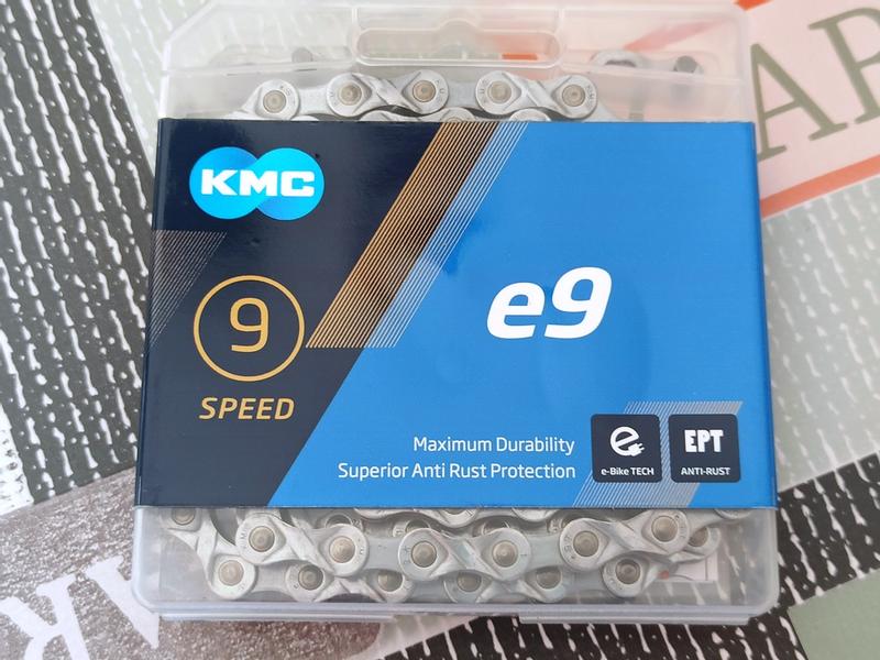 KMC e9 EPT Chain 136 Links for e-Bikes Dark Silver