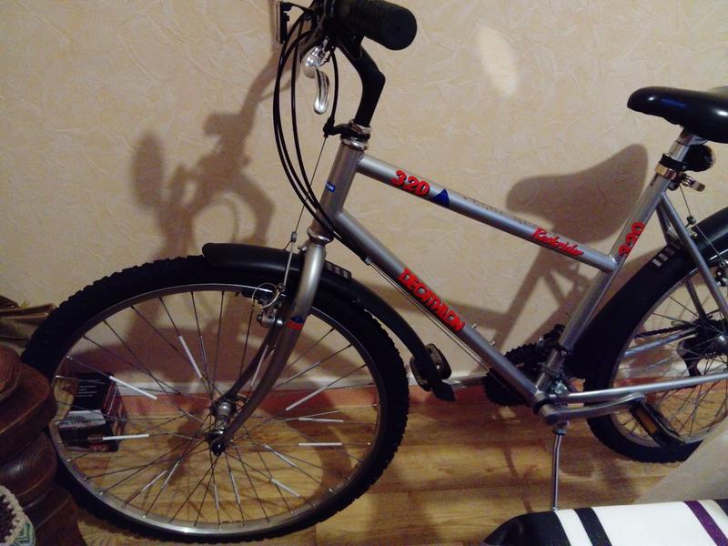 Pneu VTT Hutchinson 26x1.95 X Country 2 - Pliant, France (Pour Pièces - Craquelé)